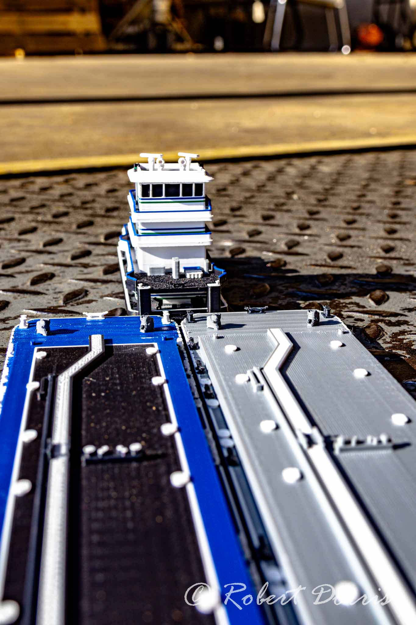 MV Lester Parker Towboat Model + Unit Tow