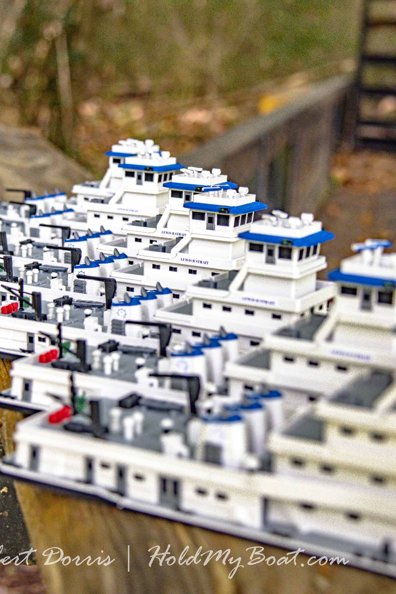 M/V Lewis B. Strait / Joe Bobzien Towboat Model