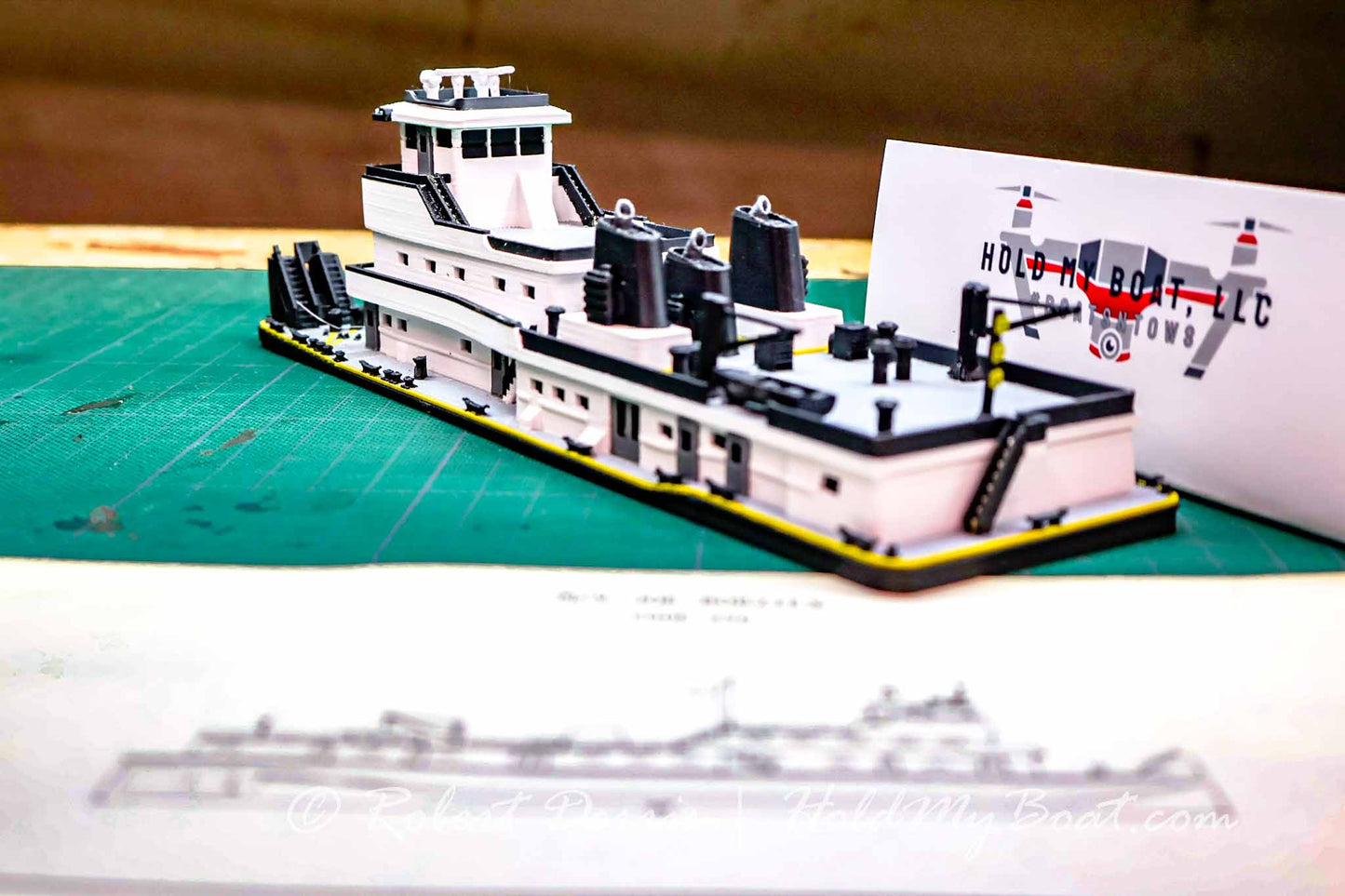 M/V Lewis B. Strait / Joe Bobzien Towboat Model