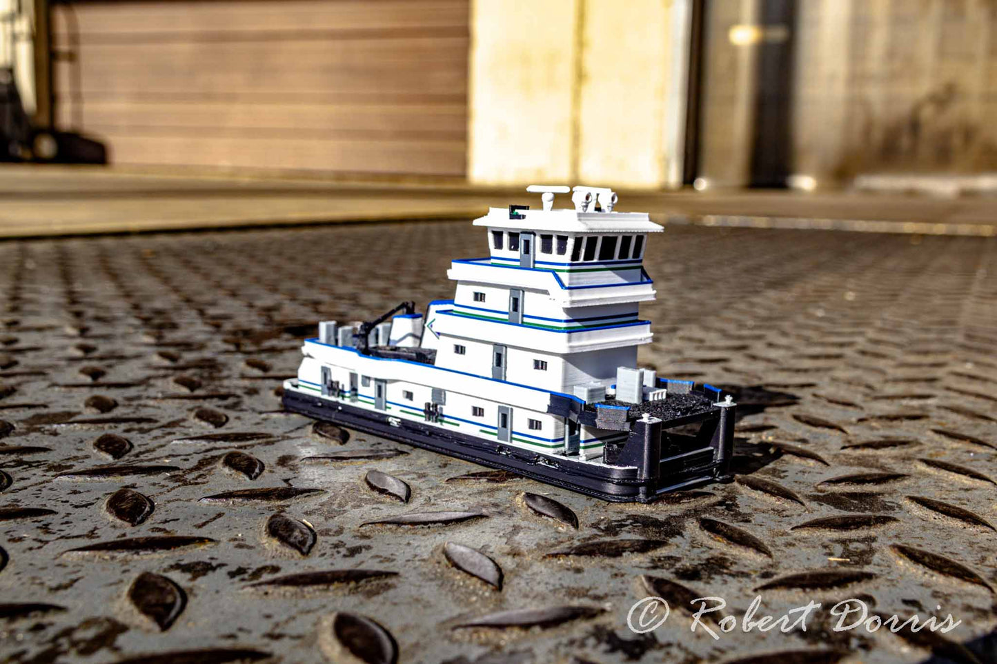 MV Lester Parker Towboat Model + Unit Tow