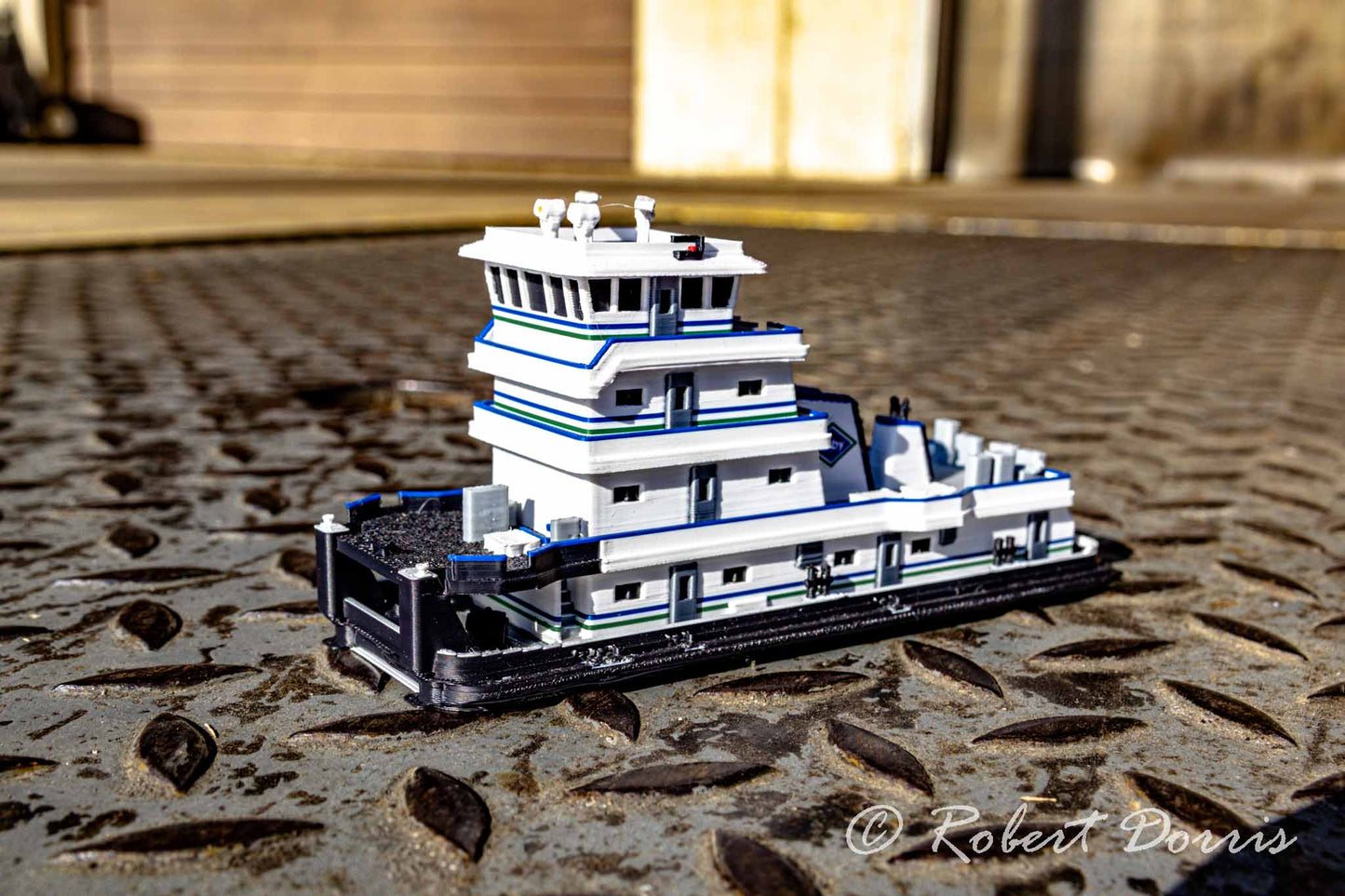 MV Lester Parker Towboat Model + Unit Tow